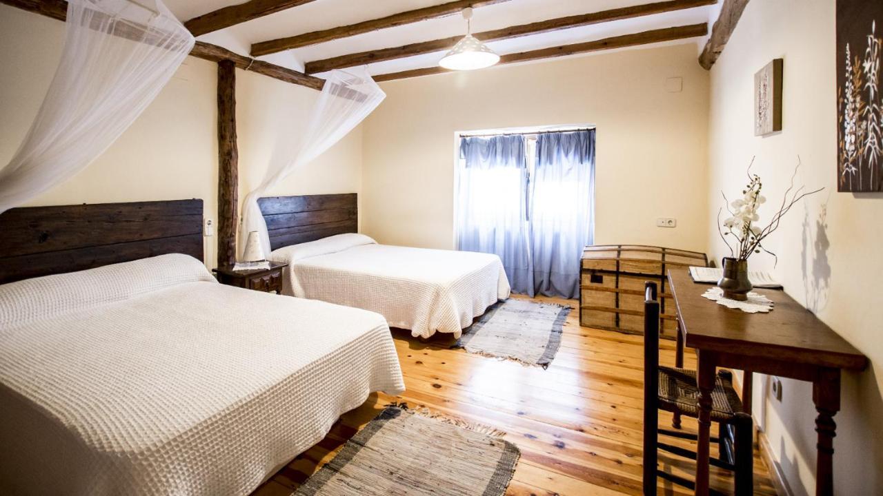 La Casa De La Estacion Hotel Sarrion Luaran gambar